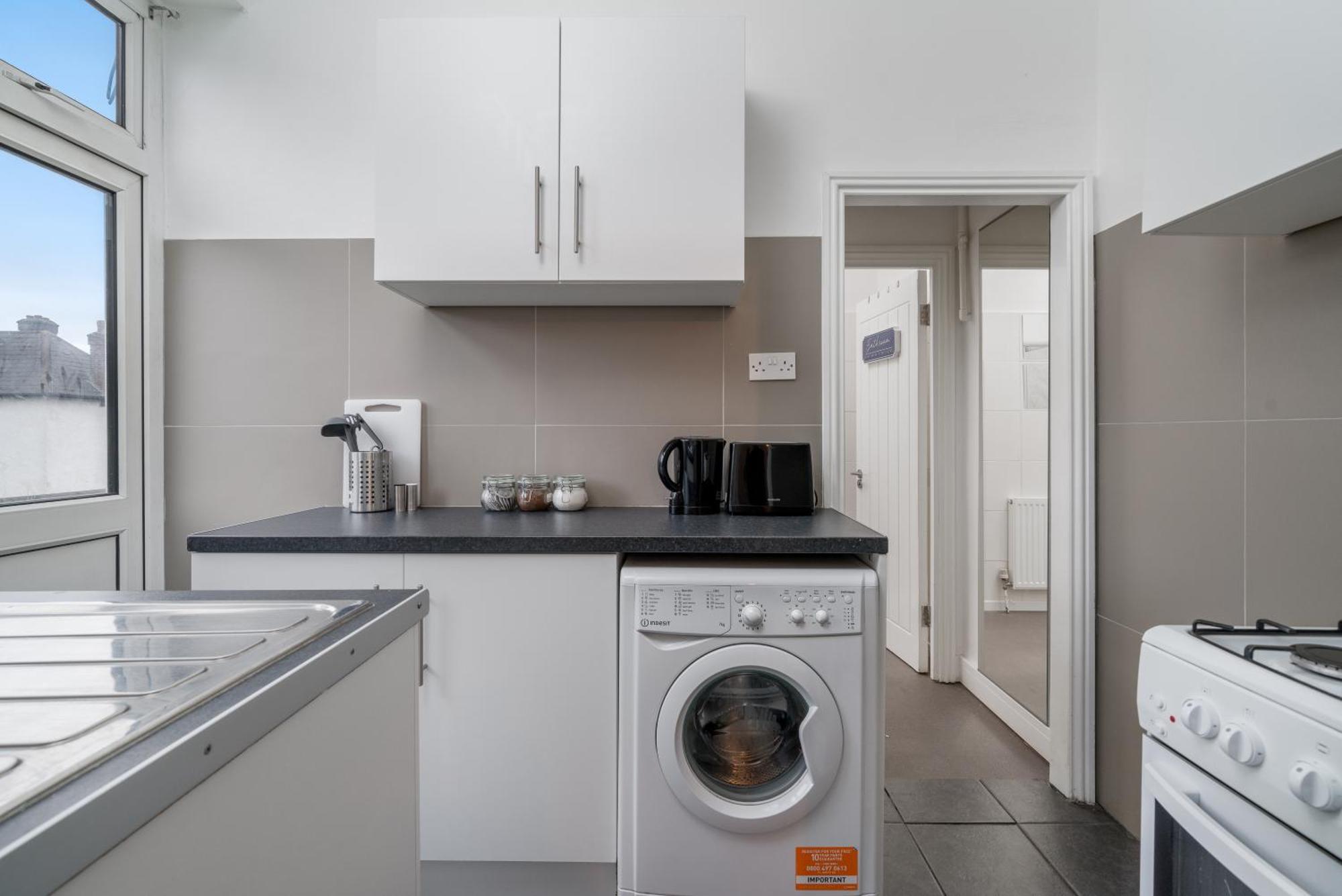 The Tooting Bec Hideaway - Prime Location Apartment London Exterior photo